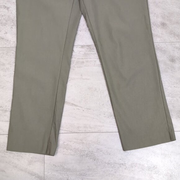 3/$20 SC&Co Pull On Ankle Pants Tummy Control Comfort 4 Way Stretch Size 10 - Picture 4 of 12